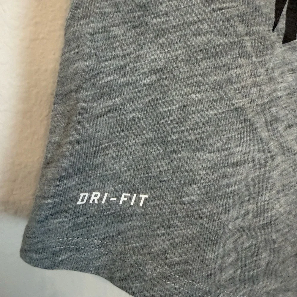 Nike Dri-FIT Tank Top Womens XS Gray Racerback Running Training Graphic Athletic